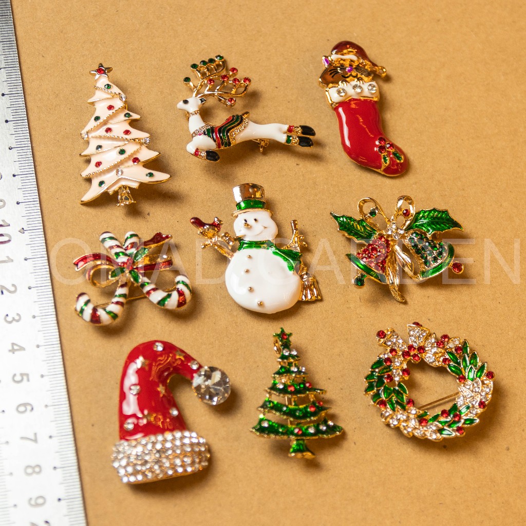 Pin cài Noel Cao Cấp Bằng Kim Loại Đính Đá - Nomad Garden
