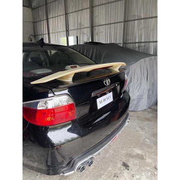 Siêu Rẻ!!! Đuôi gió thể thao lắp đặt cho các dòng xe không khoan đục xe