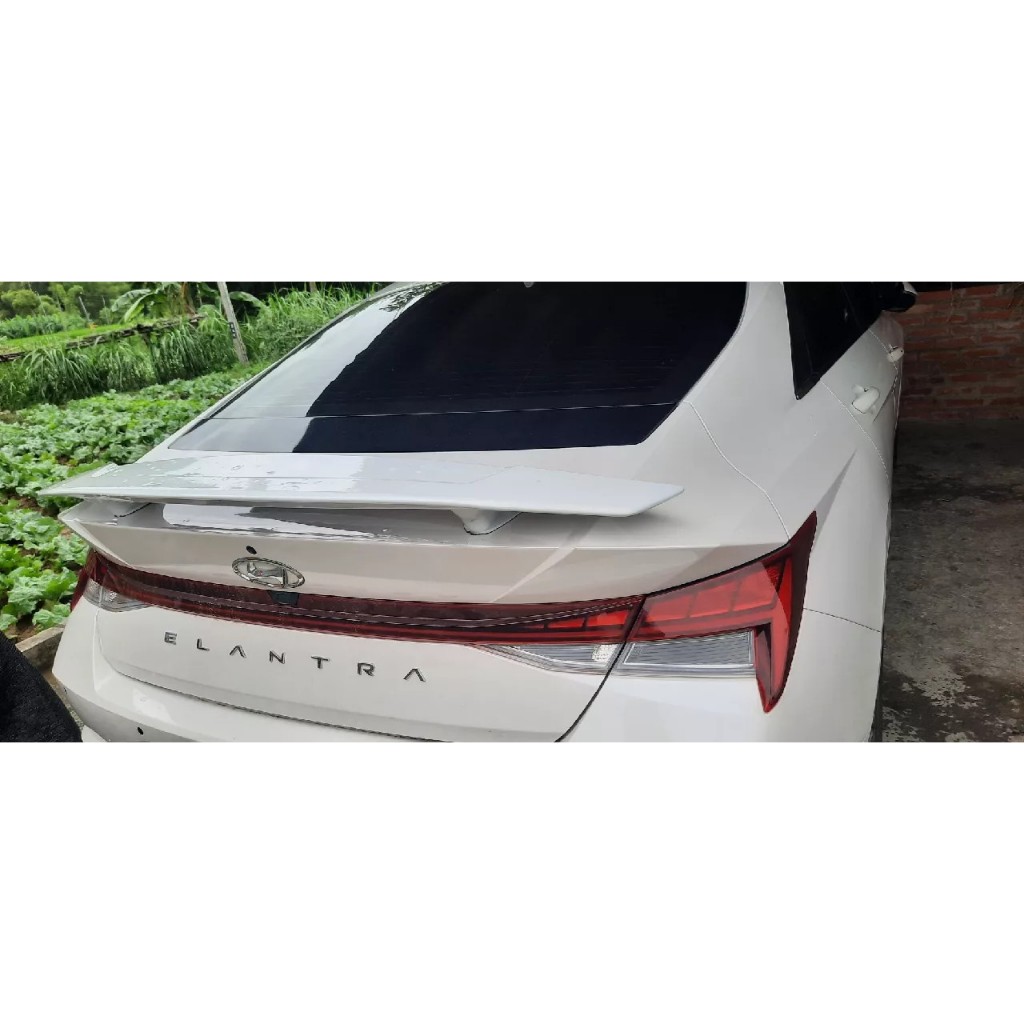 Siêu Rẻ!!! Đuôi gió thể thao lắp đặt cho các dòng xe không khoan đục xe