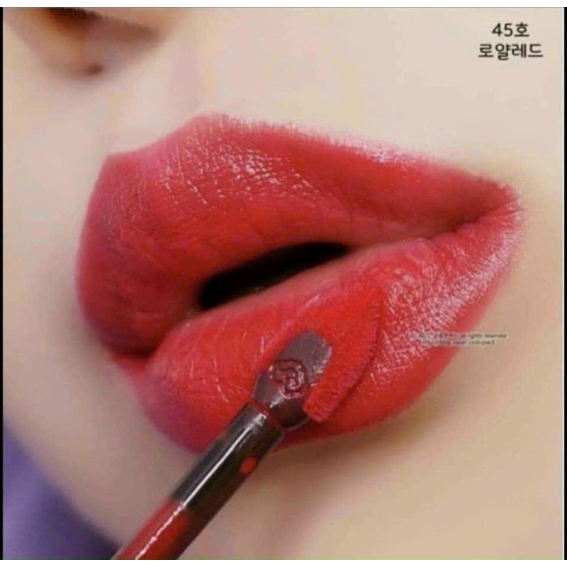 Có tem date 2026 - Son kem whoo velvet số 45 màu đỏ Royal Red