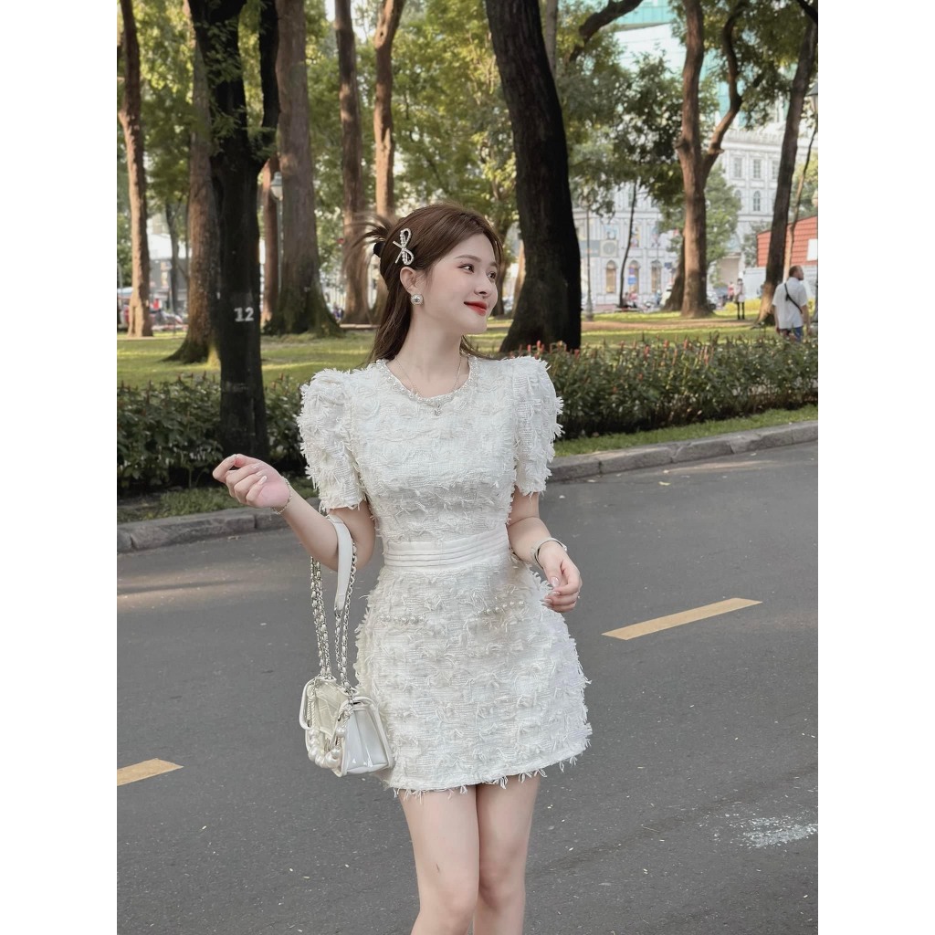 Đầm WAYO thiết kế lông vũ đính ngọc cao cấp dự tiệc sang trọng chơi Noel, Tết xinh đẹp