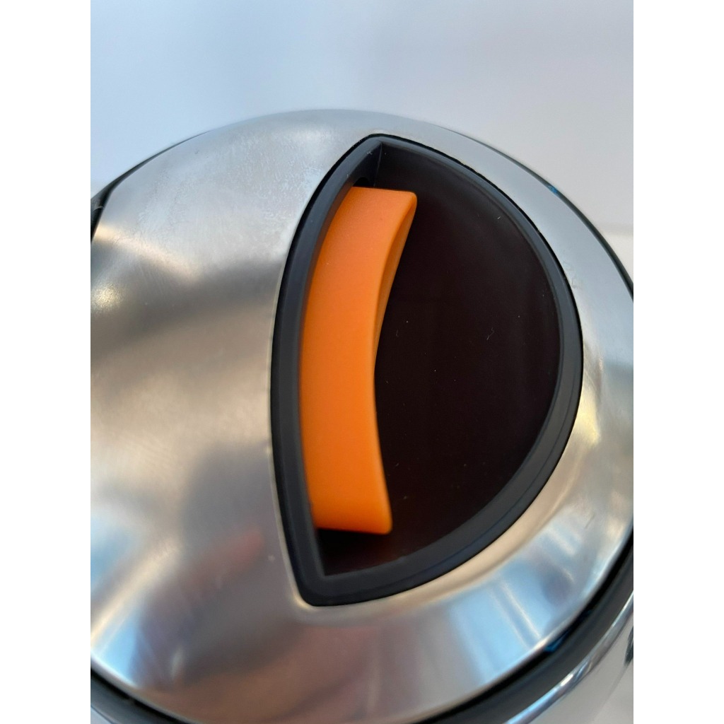 Ấm đun siêu tốc Ladomax HA-885 DUNG TÍCH 2L