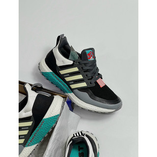 Giày sneaker UB trip đen xanh ( giá chưa bao gồm box bảo vệ )