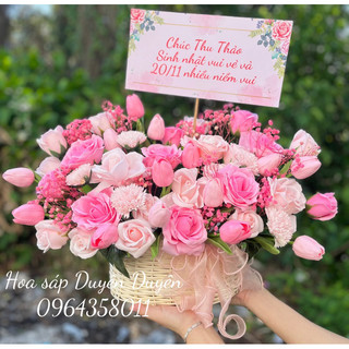 Giỏ hoa tặng khai trương , giỏ hoa chúc mừng tặng kèm decal