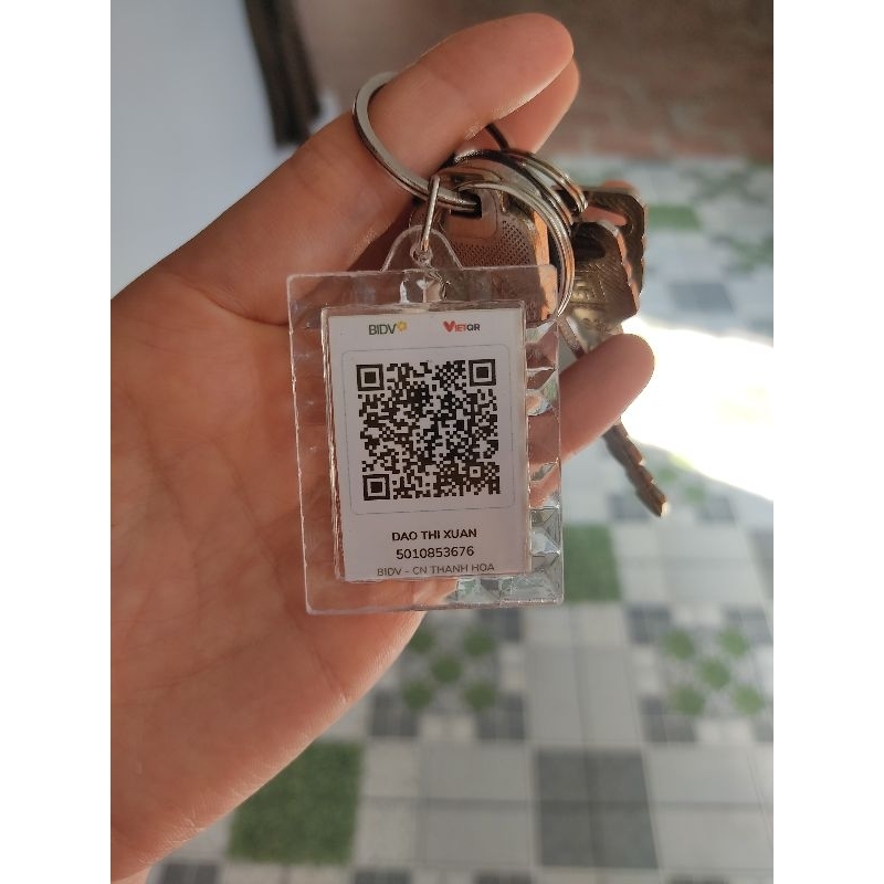Móc chìa khoá in mã qr chuyển khoản tiền