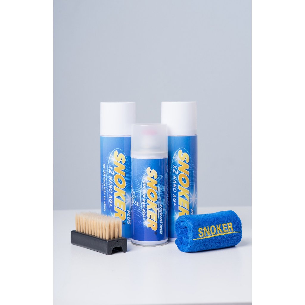 Chai xịt vệ sinh giày SNOKER Nhật Bản 300ml bọt tuyết nano giặt khô siêu tốc bảo vệ giày khỏi bị ố vàng phai màu