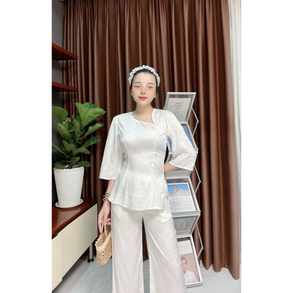 Pháp phục đi chùa gấm tim