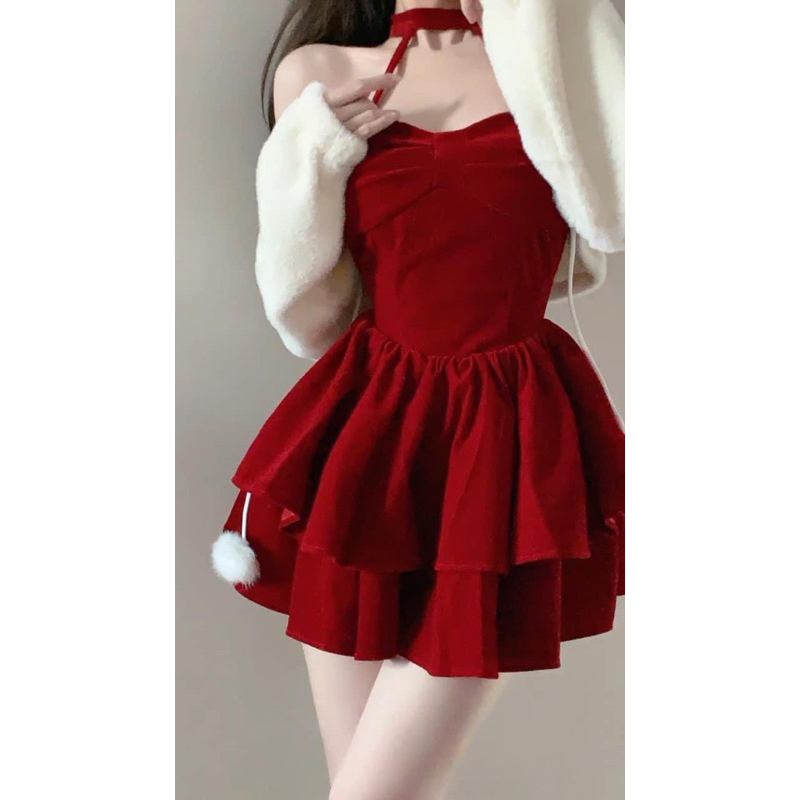 Set váy nhung đỏ dáng xoè kèm khoác lông trắng