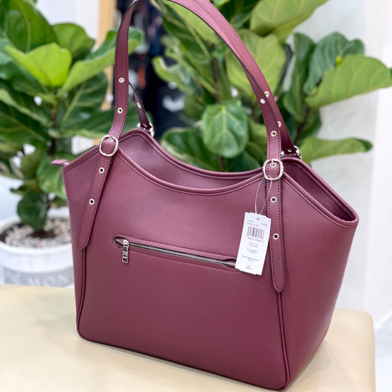 Túi công sở da thật Coach Meadow mẫu mới màu đỏ mận