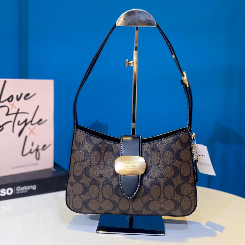 Túi Coach Eliza dáng kẹp nách mới 2023