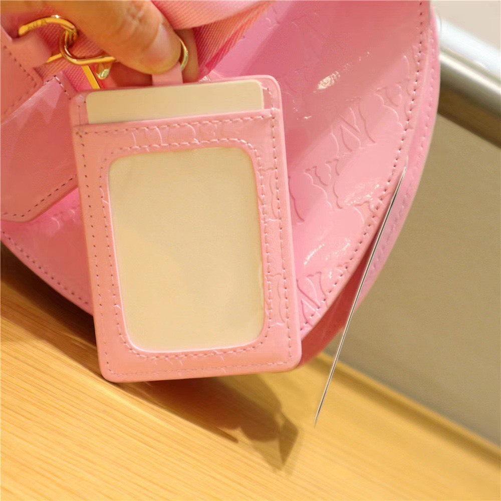 Túi m lb hình trái tim kèm ví chất da bóng logo khắc chìm hot new 2024