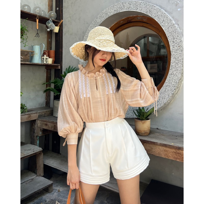 Quần short ống rộng Lines