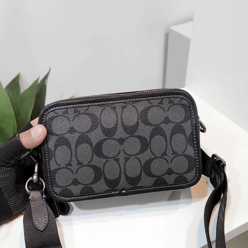 Túi nam Coach Wyatt Crossbody dáng đeo chéo mini
