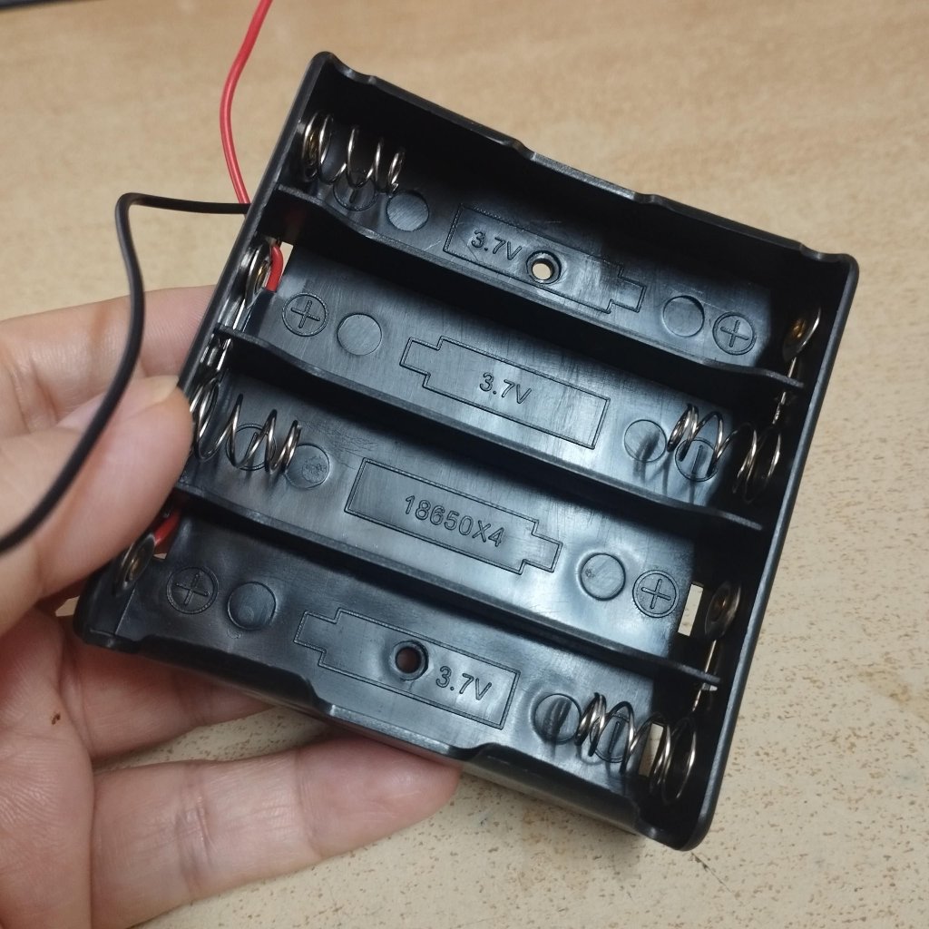 Xuongpinoto Khay pin 18650 3.7V loại 1 pin 2 pin 3 pin 4 pin để chế tạo