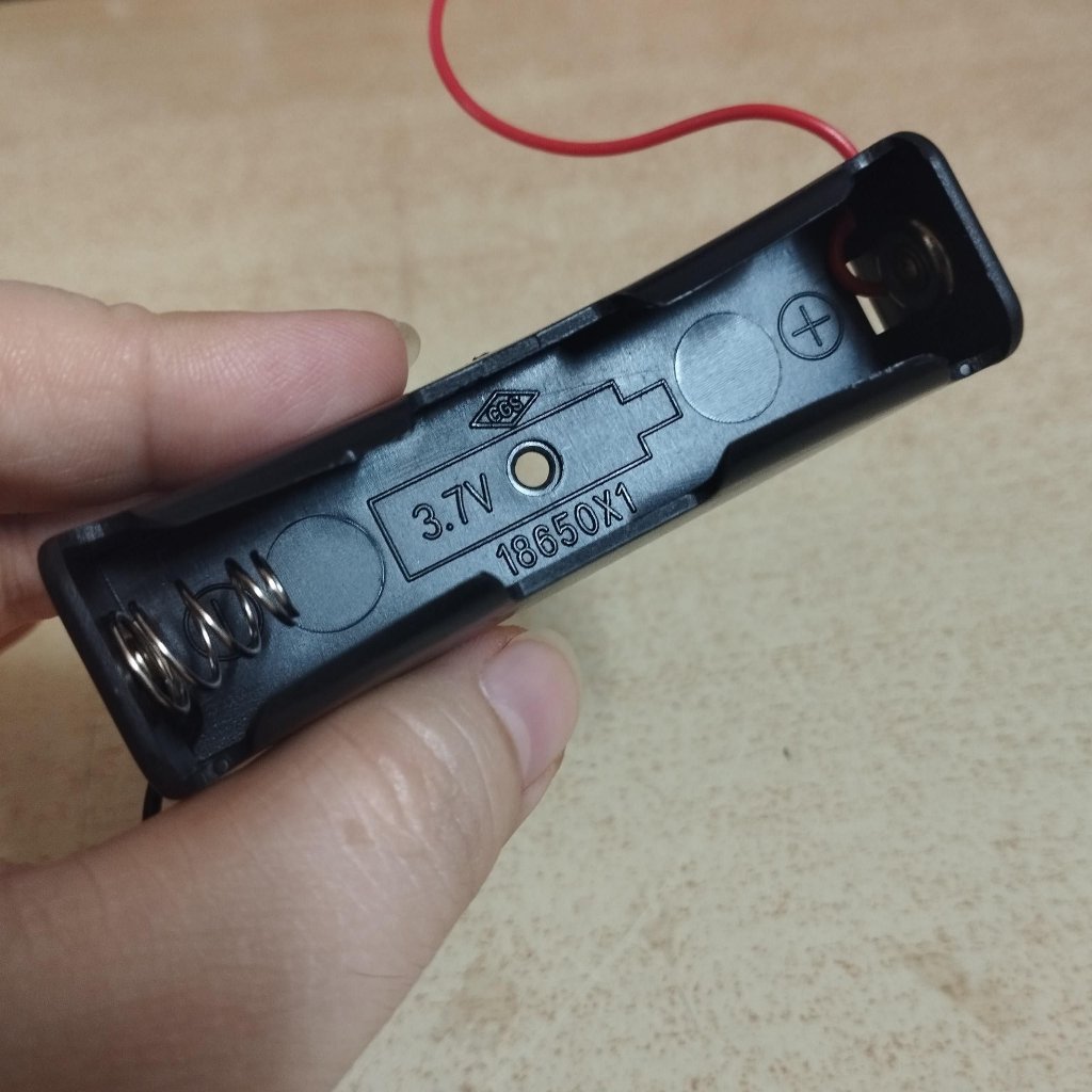 Xuongpinoto Khay pin 18650 3.7V loại 1 pin 2 pin 3 pin 4 pin để chế tạo