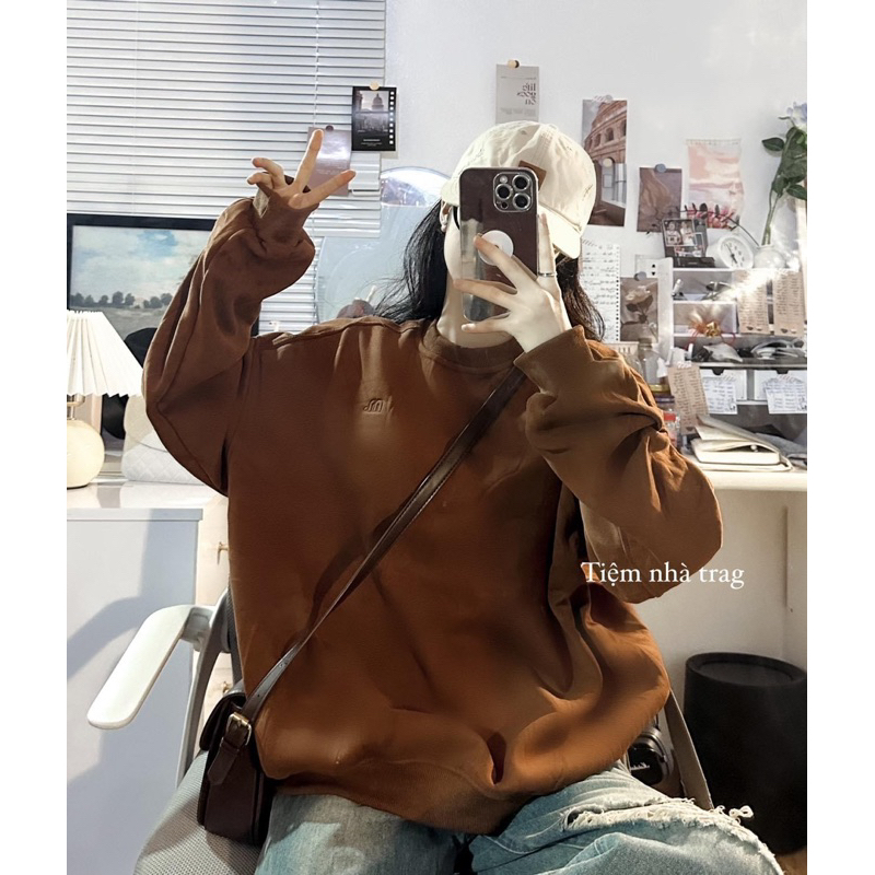 Áo nỉ nhung sweater