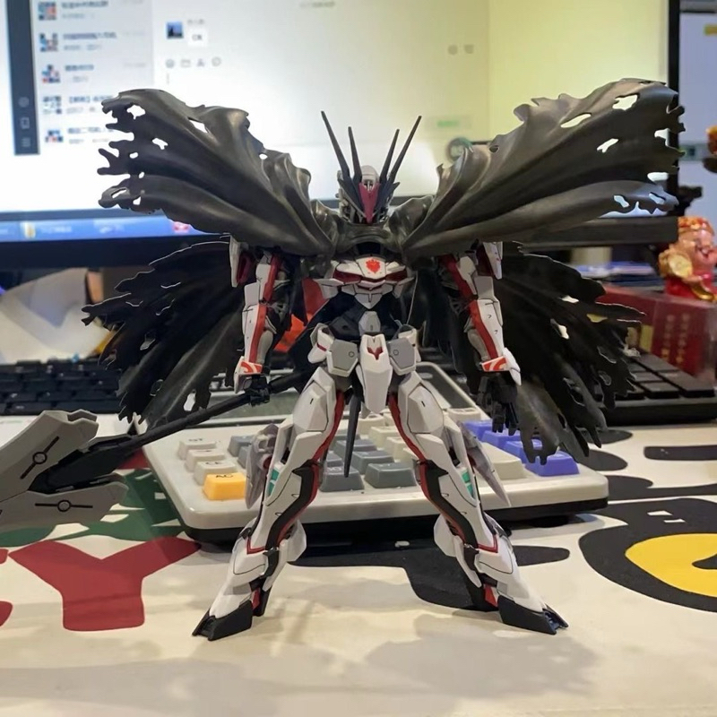 Mô hình lắp ráp HG Load Astray Omega + Áo Choàng