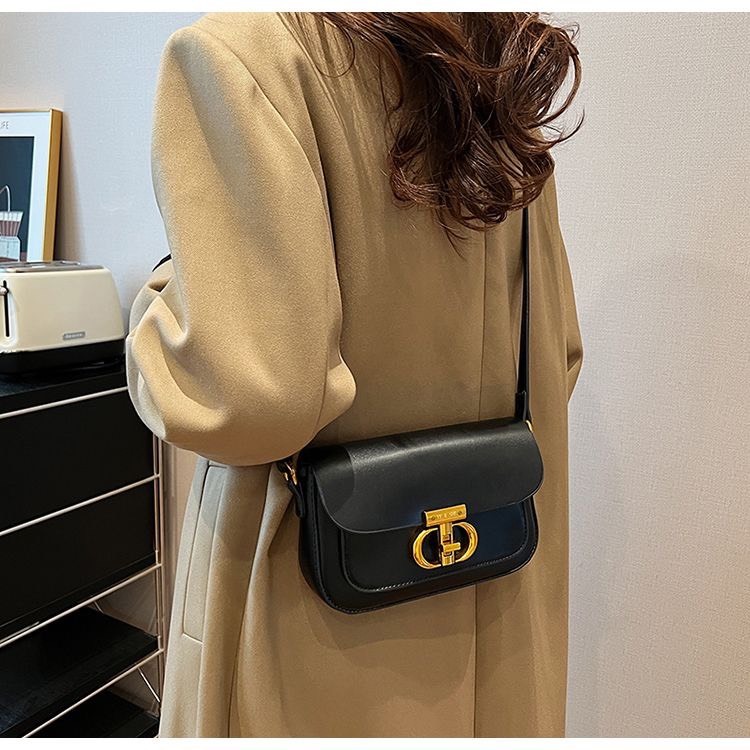 Túi đeo chéo, túi xách nữ đeo vai đẹp khóa T da dày mềm cá tính PK 645