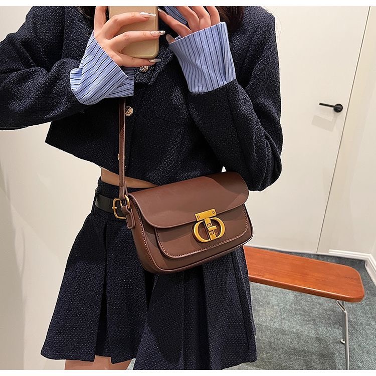 Túi đeo chéo, túi xách nữ đeo vai đẹp khóa T da dày mềm cá tính PK 645