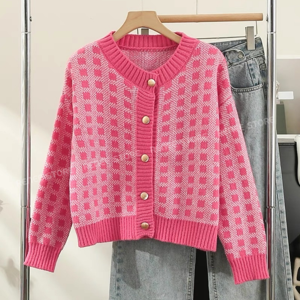 Áo khoác cardigan len nữ màu hồng phối cúc đồng QCCC - A1144