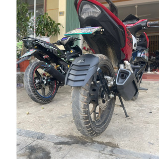 Chắn bùn thái shark power hàng 2 chân thép cực chắc kèm pát