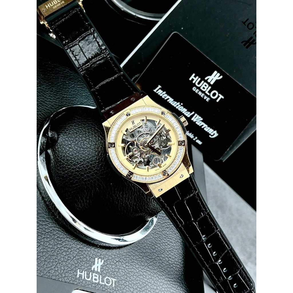 ĐỒNG HỒ NAM HUBLOT VEDOME GOLD NIỀNG ĐÁ ỐNG- DÂY DA- 42mm- AUTOMATIC- CHỐNG NƯỚC- BẢO HÀNH 24 THÁNG