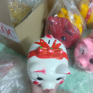 Heo đất tiết kiệm có nơ size 18cm