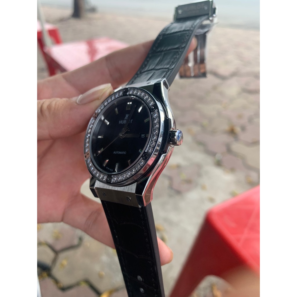 Đồng hồ nam HUBLOT CLASSIC FUSSION Black- máy cơ nhật- automatic- size 42mm -  bảo hành 24 tháng