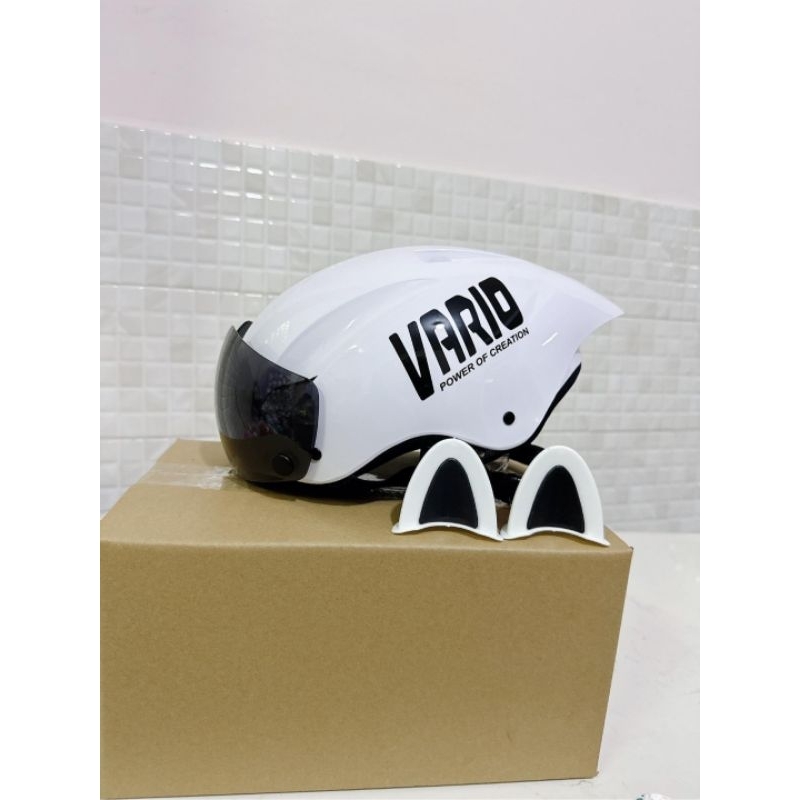 Vario mũ bảo hiểm đuôi nhọn đậm chất thể thao