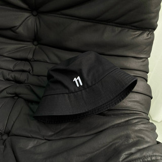 Nón bucket ELEVEN 11 Logo màu đen