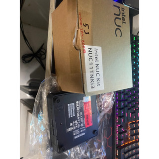 Asus nuc 12 i5 1250p ram 16g ssd 512g