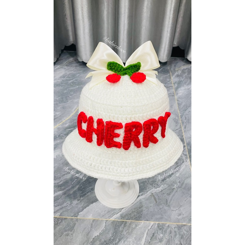 Mũ len cho bé mẫu cherry mới 2024
