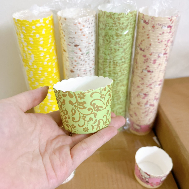 Set 50 chiếc cupcake giấy cứng bánh kem, bánh sinh nhật