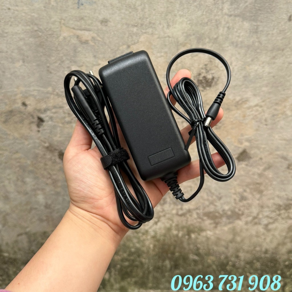 Adapter nguồn 12V 4A chính hãng