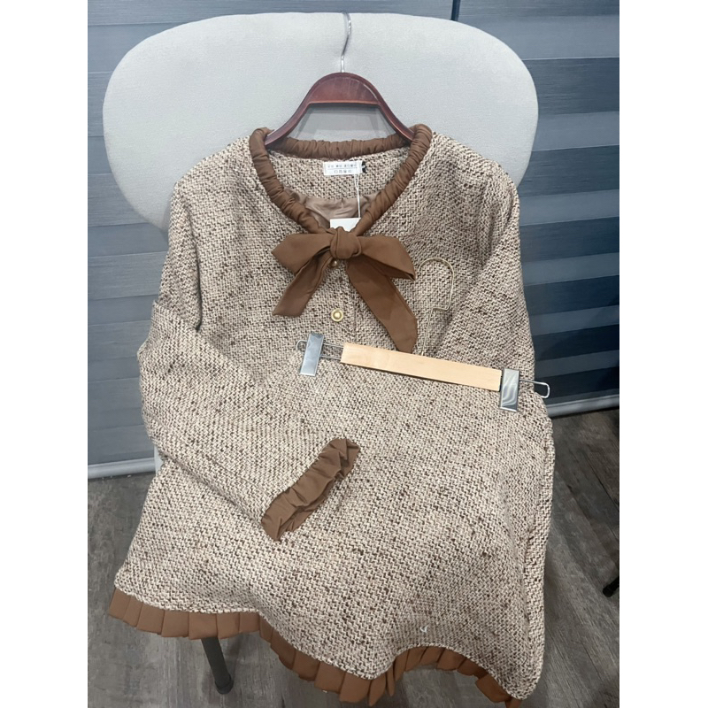 SET ÁO DẠ TWEET NƠ LỤA MIX CHÂN VÁY CHỮ A C.Moon