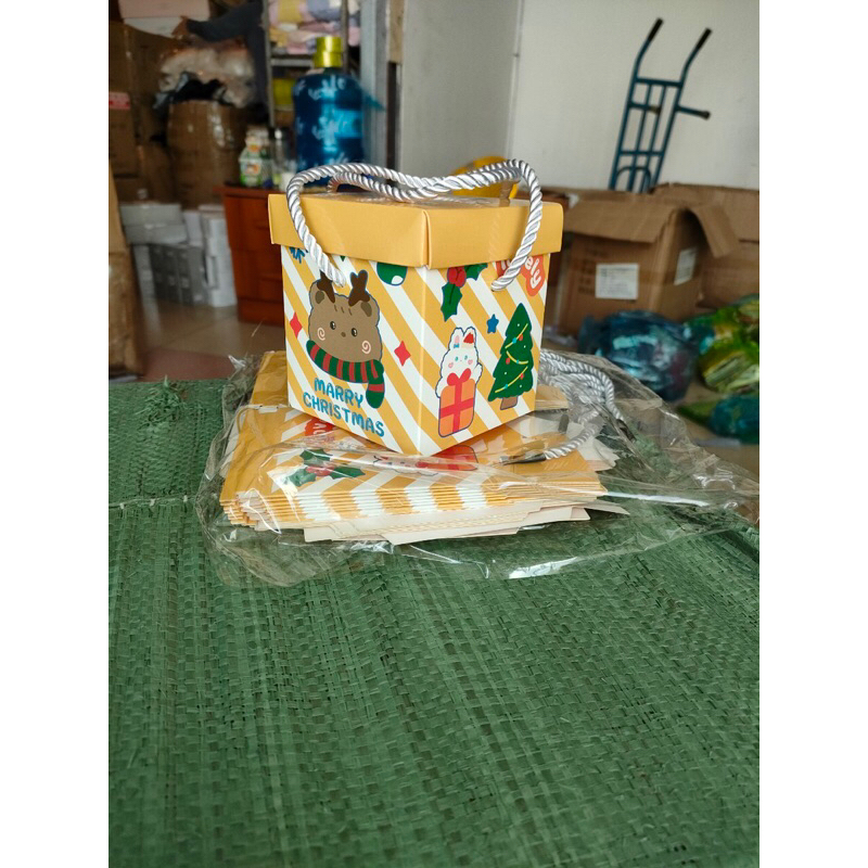 Hộp quà Noel siêu Cute