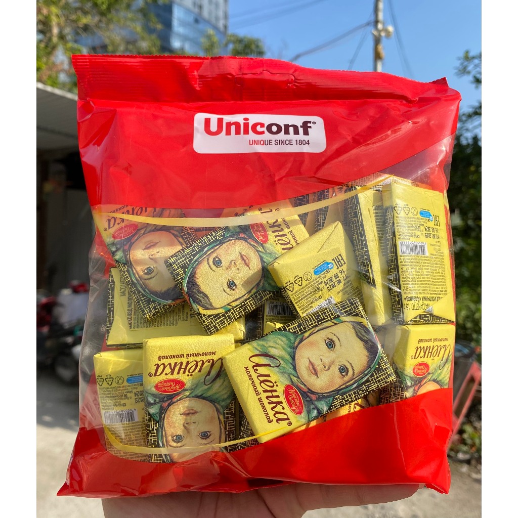 Combo 1000g Kẹo Socola nga Cô Bé Alenka/ Socola sữa truyền thống, Sữa hạt phỉ và Creme Brulee