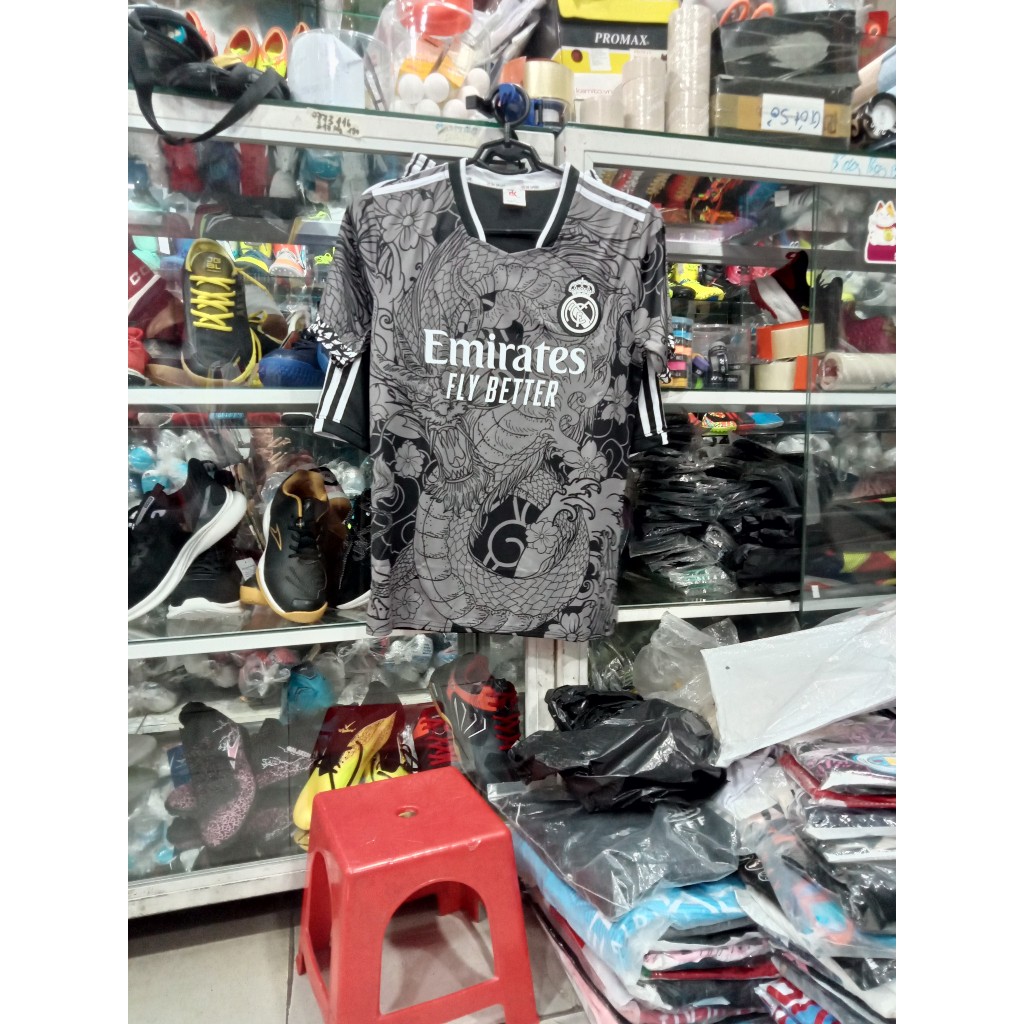 Bộ Quần Áo Đá Banh CLB Real Madrid Màu Đên Rồng