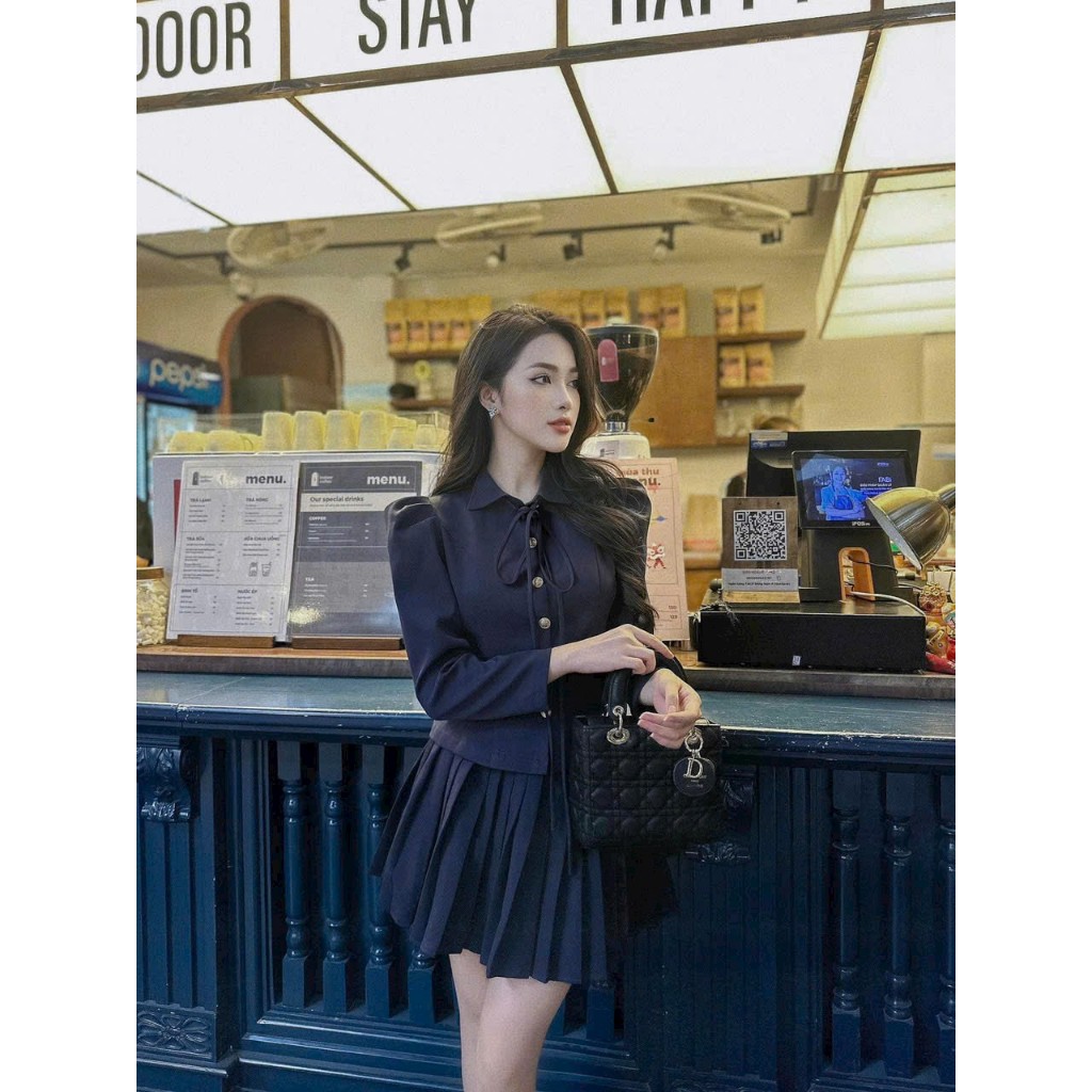 Set áo croptop tay phồng dài mix chân váy dập li xinh xinh