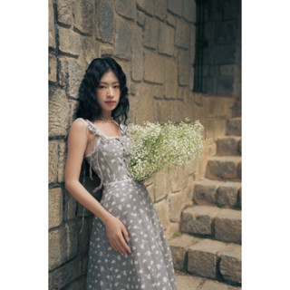  Đầm hoa dáng xoè hai dây The Country Floral Grey Dress vải Linen 