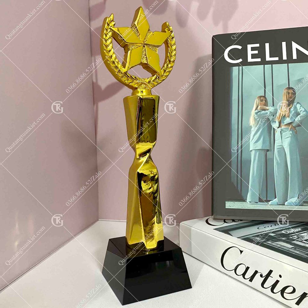 Cúp Pha Lê ,Cúp Vinh Danh Mạ Vàng Sự Kiện Kỷ Niệm