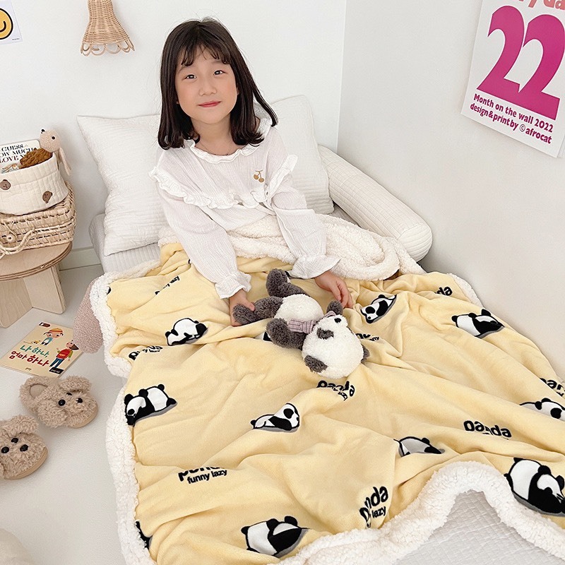 Chăn Nhung Lông Cừu Cho Bé Siêu Dầy Dặn Mềm Mịn Hoạ tiết Siêu Xinh 90x120cm