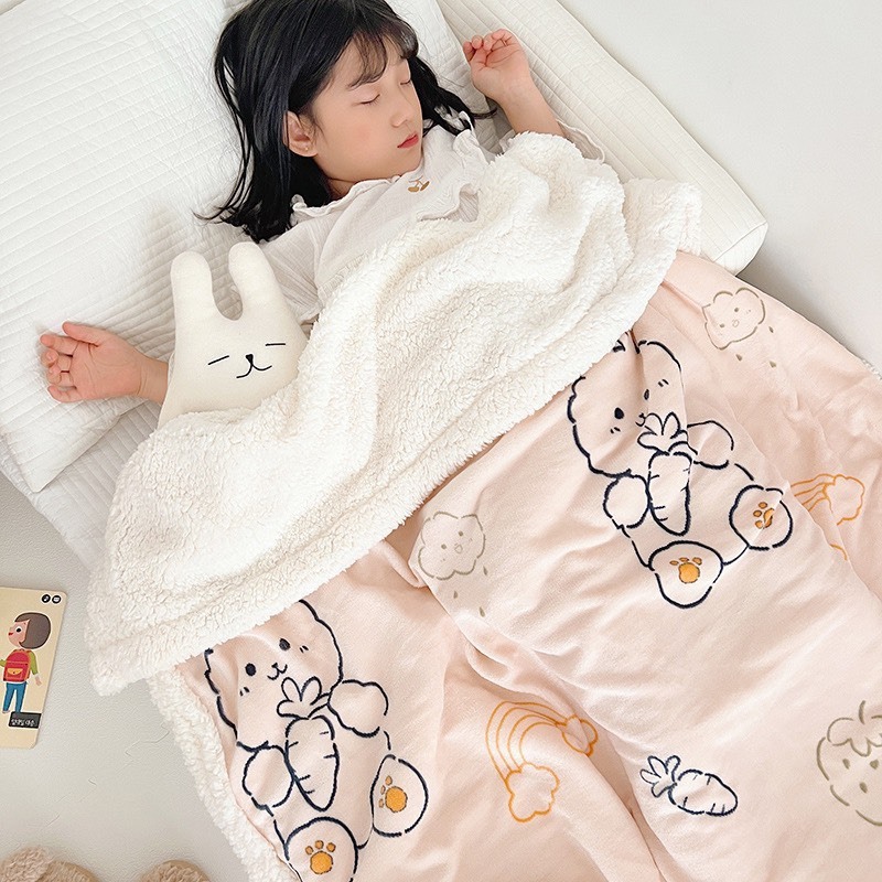 Chăn Nhung Lông Cừu Cho Bé Siêu Dầy Dặn Mềm Mịn Hoạ tiết Siêu Xinh 90x120cm