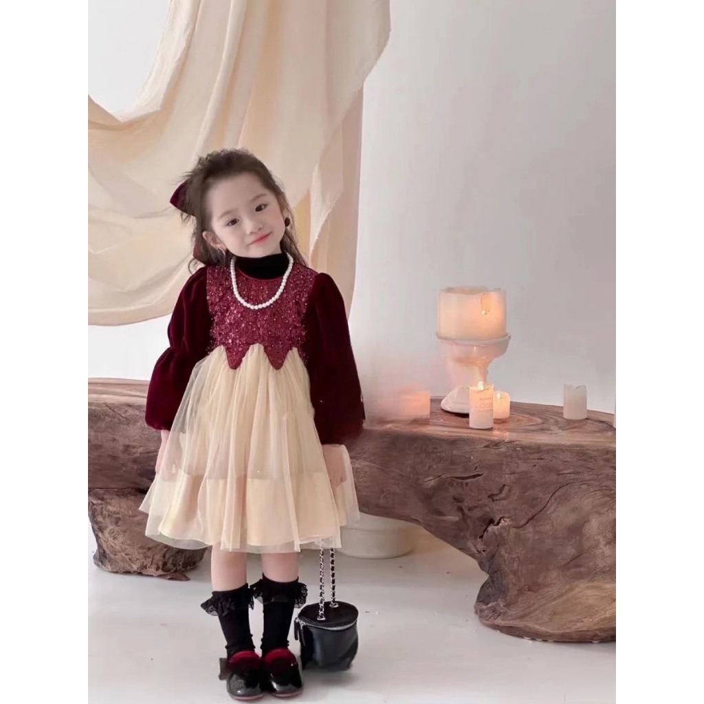 Váy công chúa phối nhũ về hàng