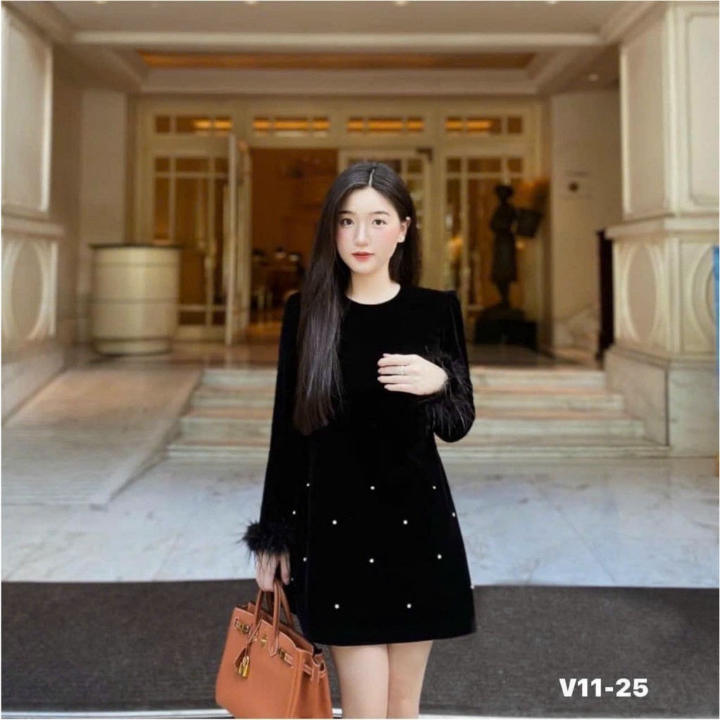 Váy Nhung EVANIA Váy Nhung Đen Suông Dáng Vừa Có Lót Trong, Chất Vải Nhung Cứng Họa Tiết Chấm Bi Trắng B294