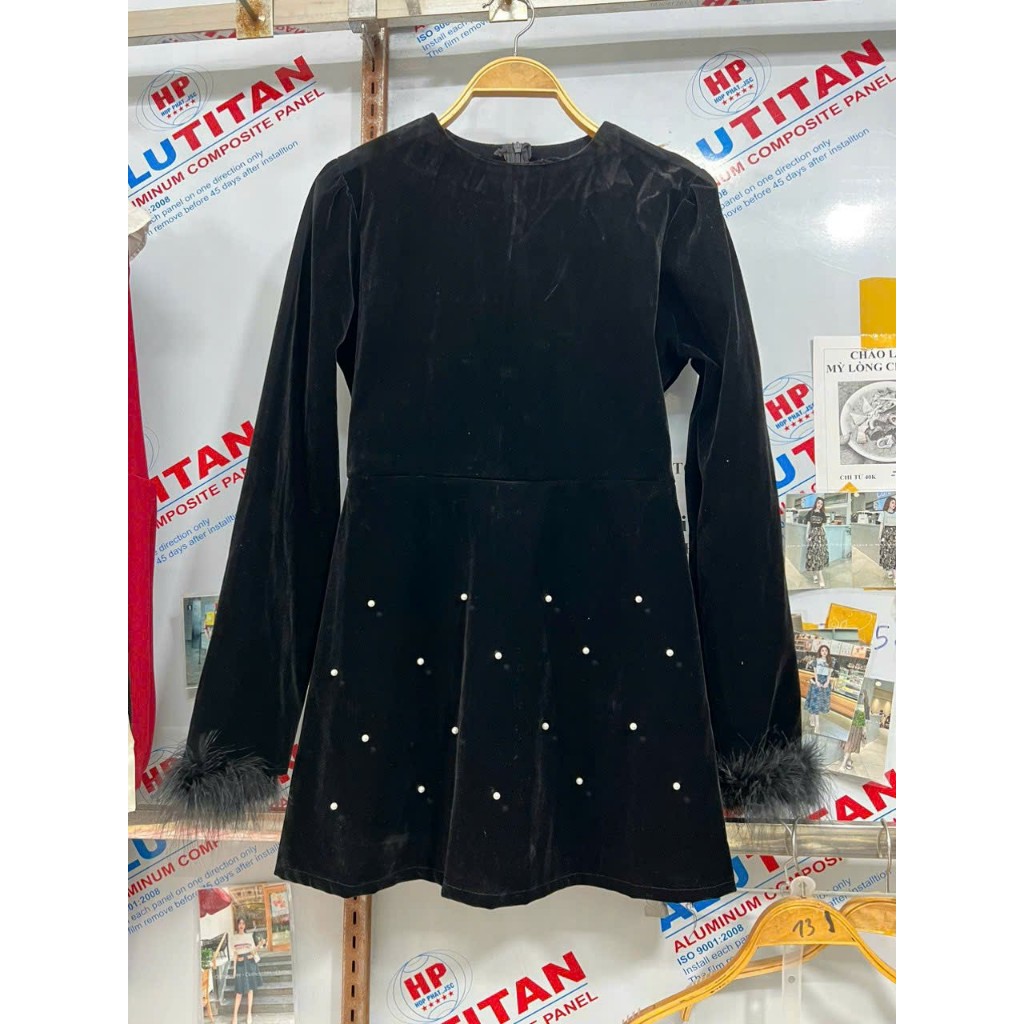 Váy Nhung EVANIA Váy Nhung Đen Suông Dáng Vừa Có Lót Trong, Chất Vải Nhung Cứng Họa Tiết Chấm Bi Trắng B294