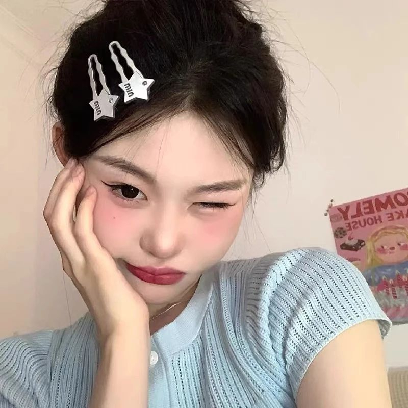 Kẹp Tóc Mái Dài Hình Ngôi Sao Năm Cánh Bằng Hợp Kim