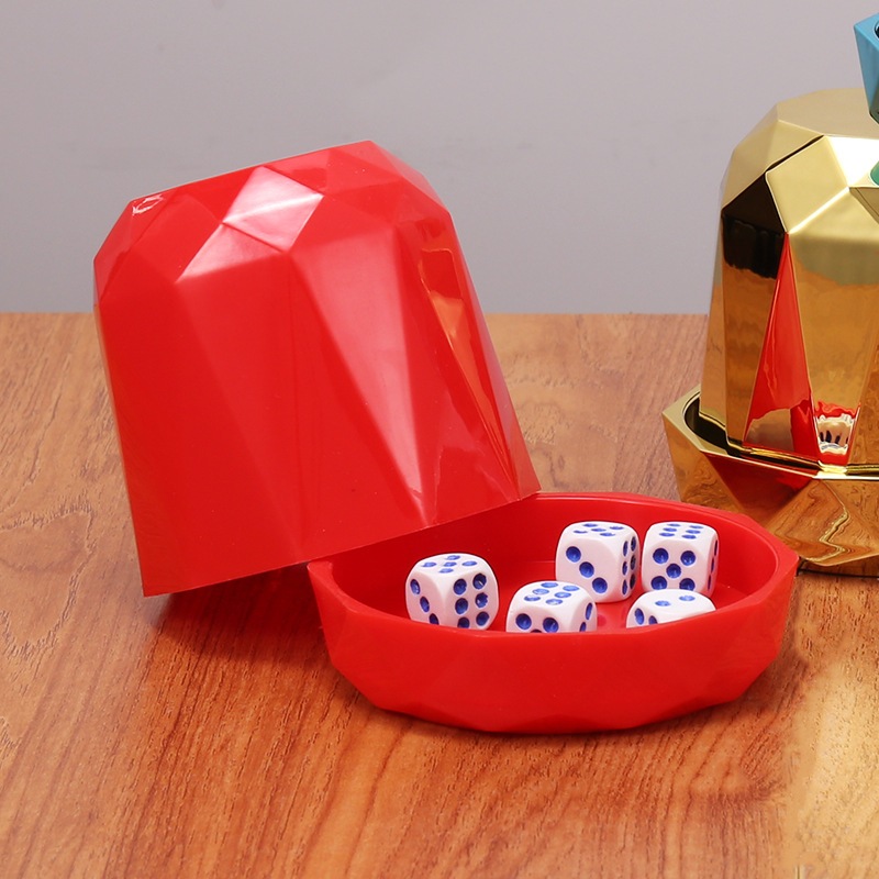 Bộ lắc xí ngầu xúc xắc bằng nhựa 1610A , đồ chơi cho quán karaoke, bar, beer club