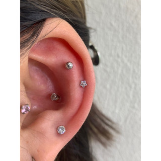 (KHUYÊN TITANIUM) Titanium Internal CLEAR Crystal 3MM FLOWER Labret