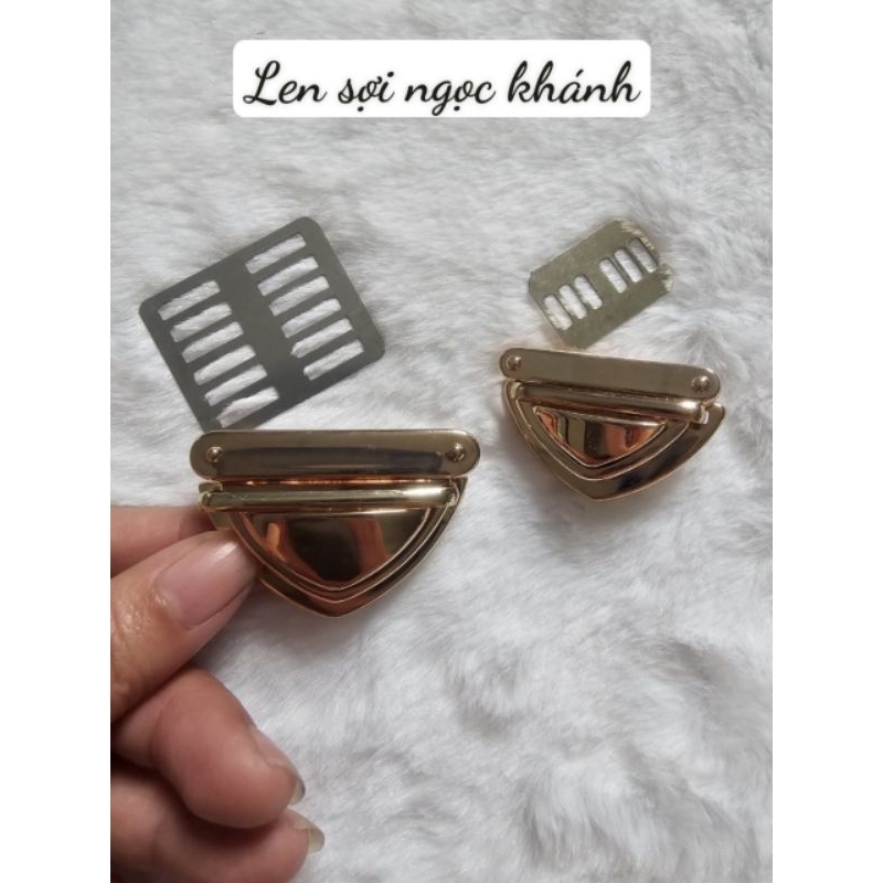 Khóa sập gài,không xài ốc loại thường